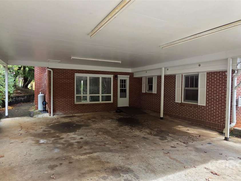 214 Old Dale Road, Spruce Pine, NC 28777.  MLS# CAR4315570, YatesRealty ID 726. 