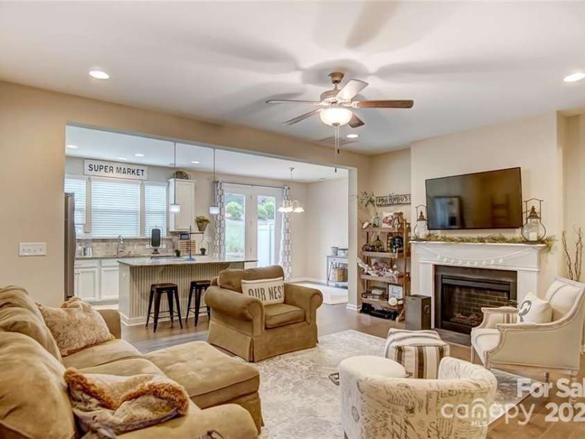 1407 Calum Way, Fort Mill, SC 29708.  MLS# CAR4239836, YatesRealty ID 7261. 