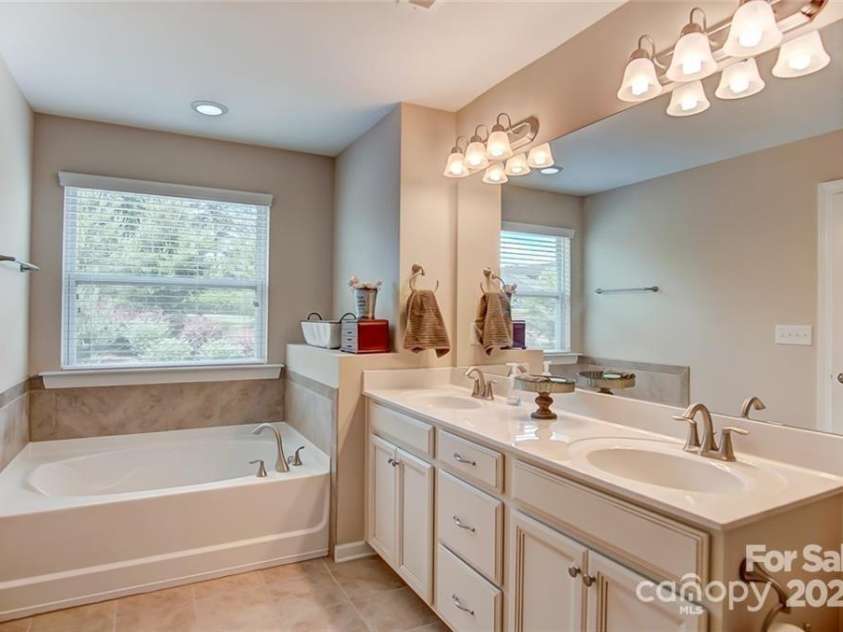 1407 Calum Way, Fort Mill, SC 29708.  MLS# CAR4239836, YatesRealty ID 7261. 