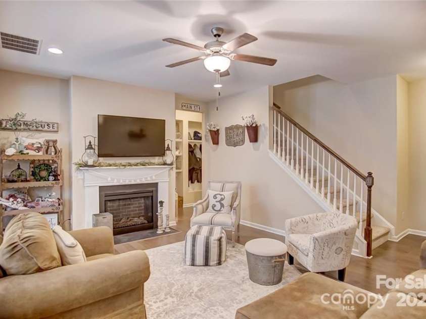 1407 Calum Way, Fort Mill, SC 29708.  MLS# CAR4239836, YatesRealty ID 7261. 