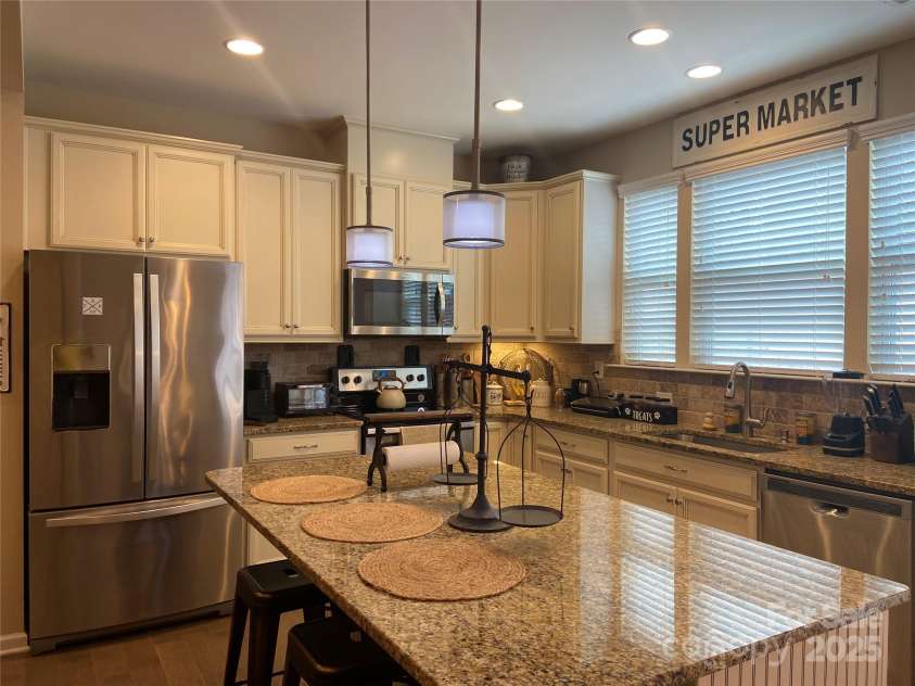 1407 Calum Way, Fort Mill, SC 29708.  MLS# CAR4239836, YatesRealty ID 7261. 