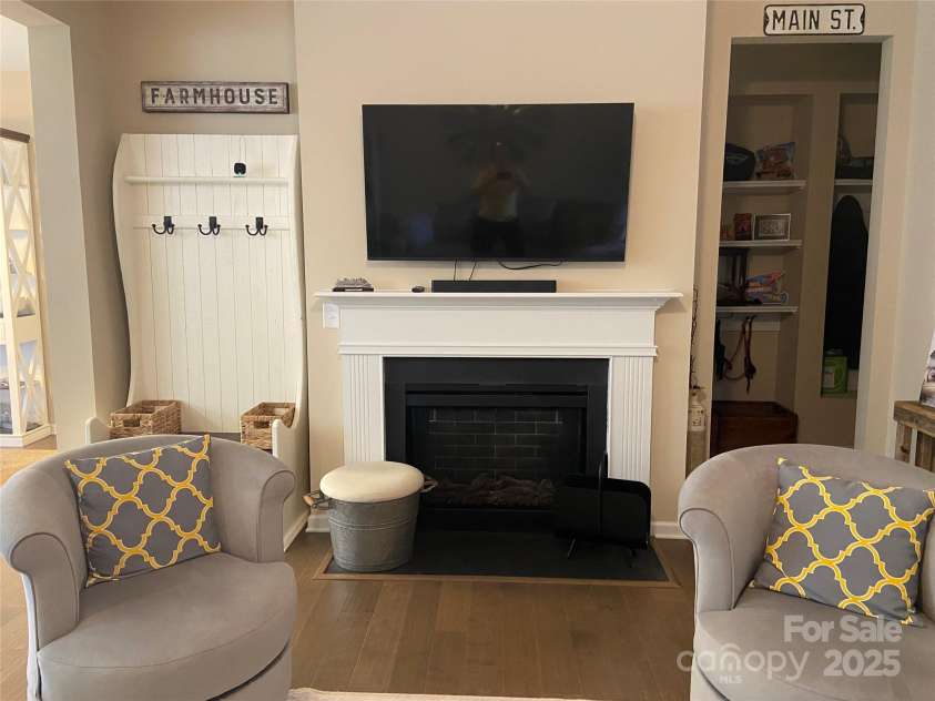 1407 Calum Way, Fort Mill, SC 29708.  MLS# CAR4239836, YatesRealty ID 7261. 