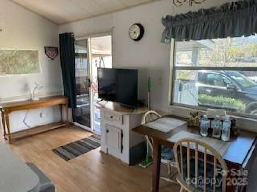 25 Summer Place Drive, Waynesville, NC 28785.  MLS# CAR4247005, YatesRealty ID 7261. 