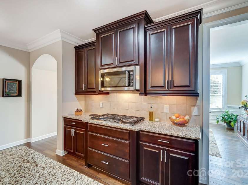 14818 Long Iron Drive, Huntersville, NC 28078.  MLS# CAR4215679, YatesRealty ID 7262. 