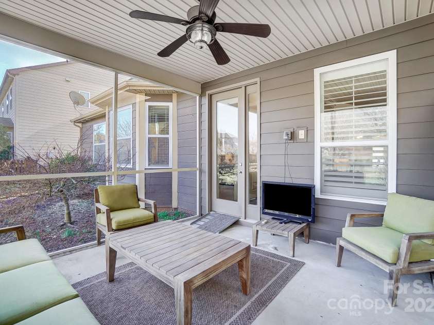 14818 Long Iron Drive, Huntersville, NC 28078.  MLS# CAR4215679, YatesRealty ID 7262. 