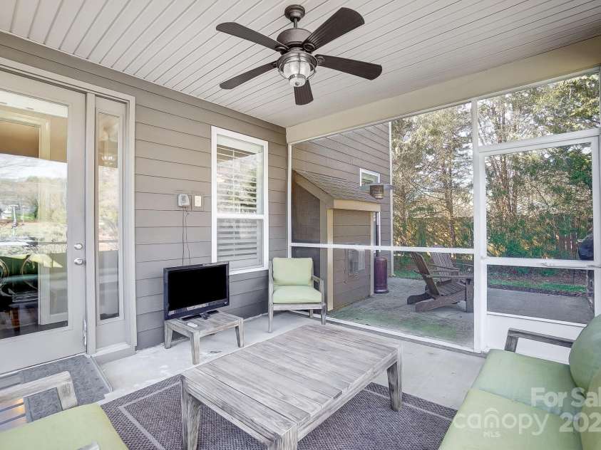 14818 Long Iron Drive, Huntersville, NC 28078.  MLS# CAR4215679, YatesRealty ID 7262. 