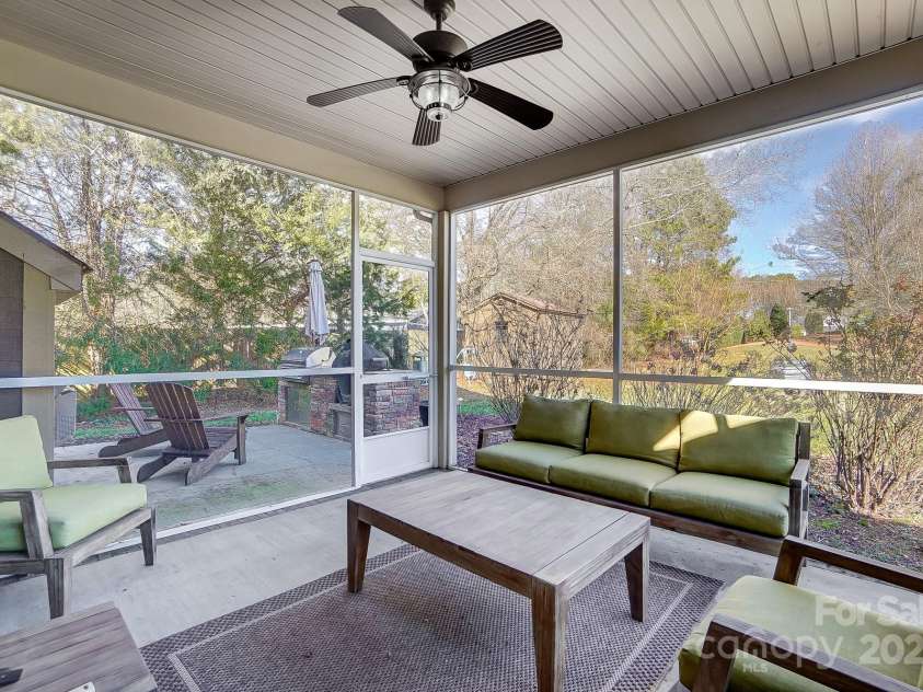 14818 Long Iron Drive, Huntersville, NC 28078.  MLS# CAR4215679, YatesRealty ID 7262. 