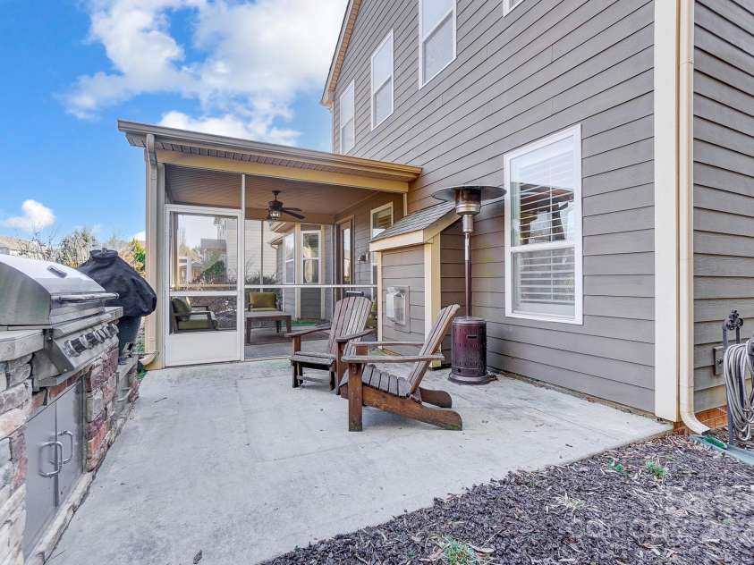 14818 Long Iron Drive, Huntersville, NC 28078.  MLS# CAR4215679, YatesRealty ID 7262. 