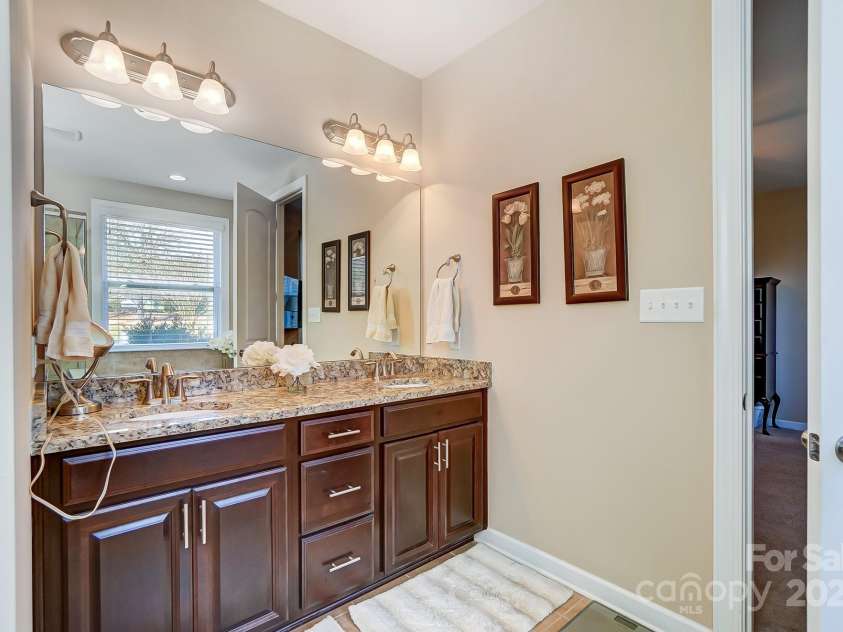 14818 Long Iron Drive, Huntersville, NC 28078.  MLS# CAR4215679, YatesRealty ID 7262. 