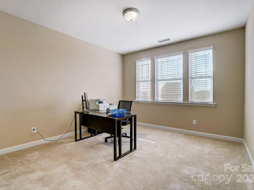 14818 Long Iron Drive, Huntersville, NC 28078.  MLS# CAR4215679, YatesRealty ID 7262. 