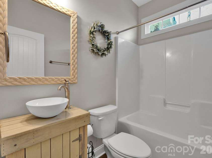 481 Evergreen Road, Lake Wylie, SC 29710.  MLS# CAR4326228, YatesRealty ID 7263. 