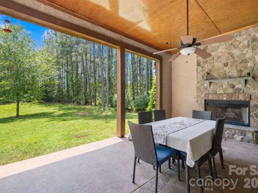 168 Blue Ridge Trail, Mooresville, NC 28117.  MLS# CAR4357769, YatesRealty ID 7264. 