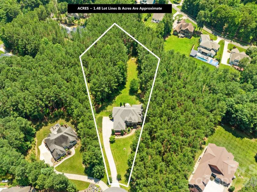 168 Blue Ridge Trail, Mooresville, NC 28117.  MLS# CAR4357769, YatesRealty ID 7264. 