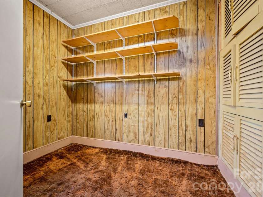 1092 NC 120 Highway, Mooresboro, NC 28114.  MLS# CAR4342013, YatesRealty ID 7265. Closet