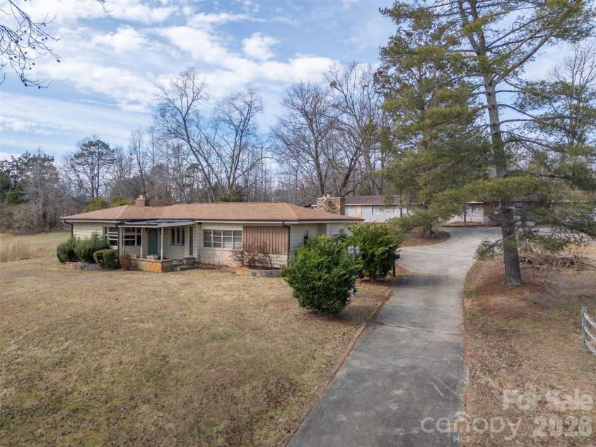 1092 NC 120 Highway, Mooresboro, NC 28114.  MLS# CAR4342013, YatesRealty ID 7265. Front of Home
