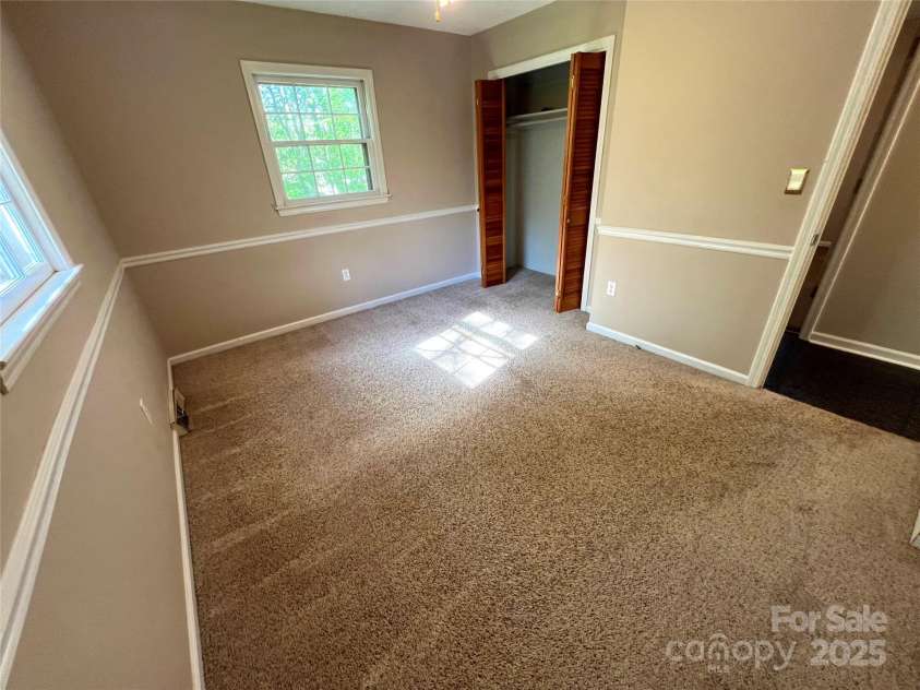 1111 Skyland Drive, Mount Pleasant, NC 28124.  MLS# CAR4155800, YatesRealty ID 7265. 