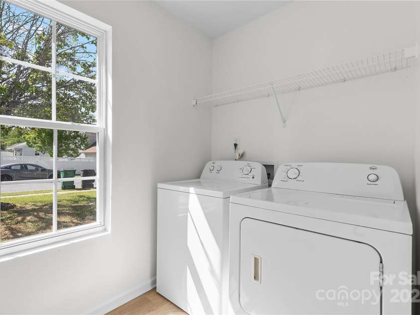 2708 Valley Court, Charlotte, NC 28273.  MLS# CAR4248520, YatesRealty ID 7267. 