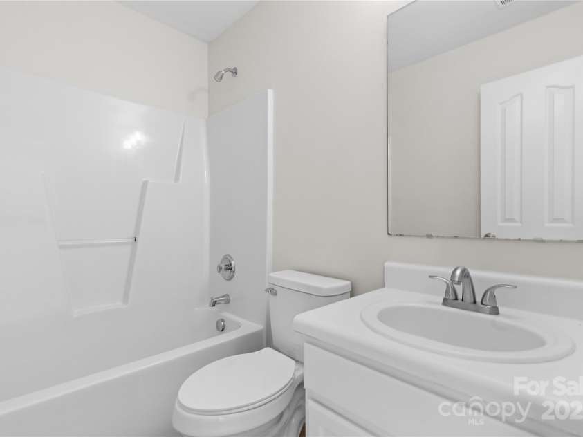 2708 Valley Court, Charlotte, NC 28273.  MLS# CAR4248520, YatesRealty ID 7267. 