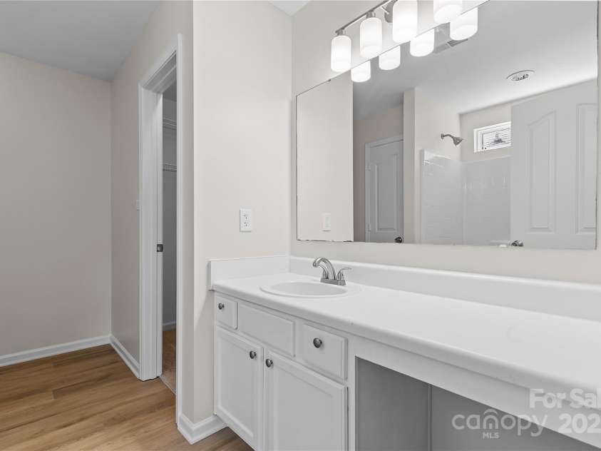 2708 Valley Court, Charlotte, NC 28273.  MLS# CAR4248520, YatesRealty ID 7267. 