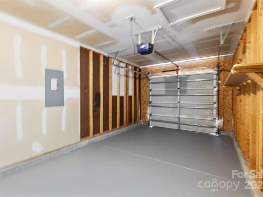 2708 Valley Court, Charlotte, NC 28273.  MLS# CAR4248520, YatesRealty ID 7267. 