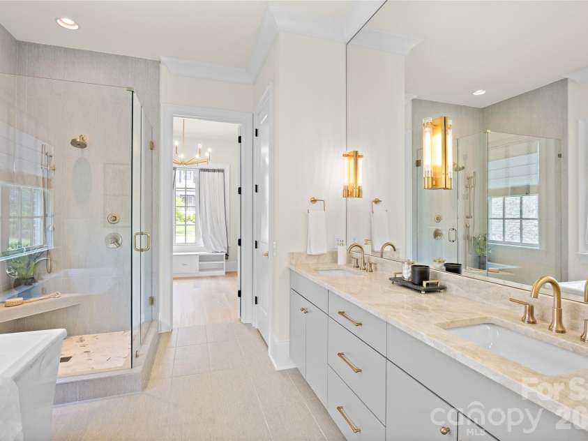 3011 Ella Katherine Way, Charlotte, NC 28210.  MLS# CAR4381192, YatesRealty ID 7267. Spa-like primary ensuite