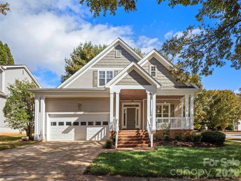 1501 Kentmere Lane, Asheville, NC 28803.  MLS# CAR4320229, YatesRealty ID 7268. 