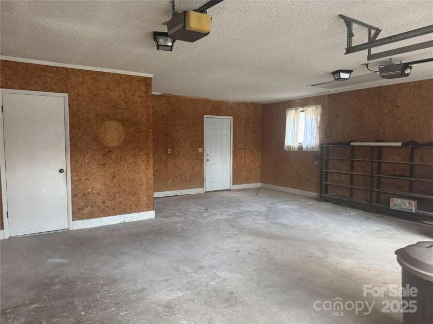 29 Westfield Road, Fletcher, NC 28732.  MLS# CAR4234206, YatesRealty ID 7268. 2 Car Garage with Laundry Room