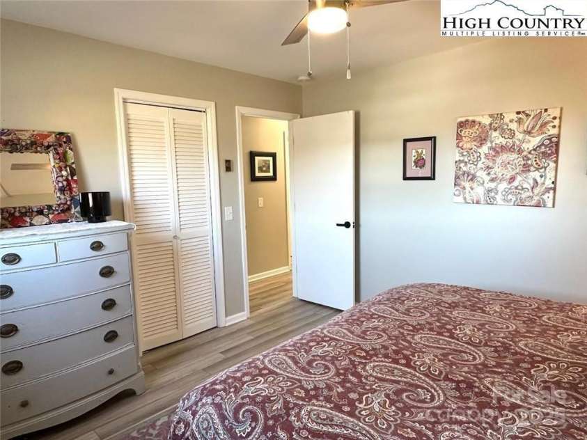 411 Poplar Avenue, West Jefferson, NC 28694.  MLS# CAR4320354, YatesRealty ID 7269. 