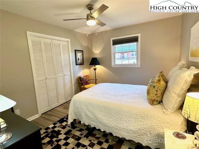 411 Poplar Avenue, West Jefferson, NC 28694.  MLS# CAR4320354, YatesRealty ID 7269. 