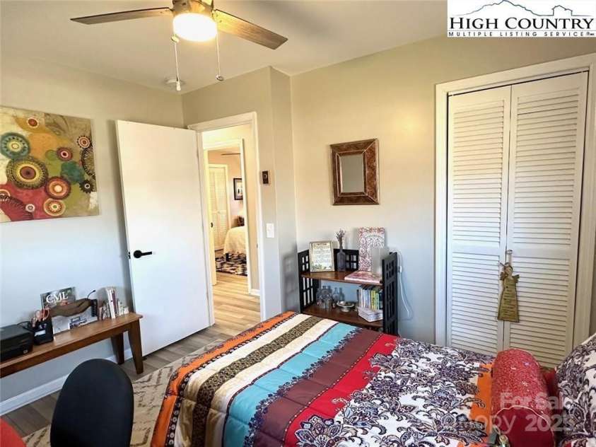 411 Poplar Avenue, West Jefferson, NC 28694.  MLS# CAR4320354, YatesRealty ID 7269. 