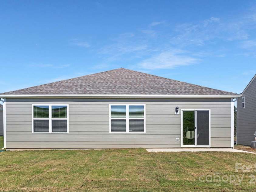 3543 Cramer Creek Drive, Gastonia, NC 28056.  MLS# CAR4240791, YatesRealty ID 7270. 