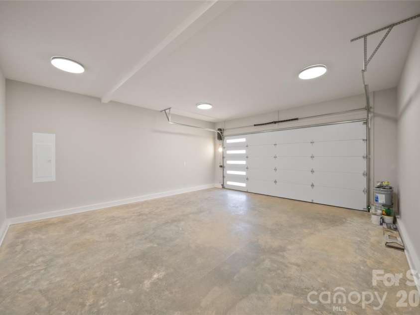 78 Scott Meadows Drive, Asheville, NC 28806.  MLS# CAR4344586, YatesRealty ID 7271. 