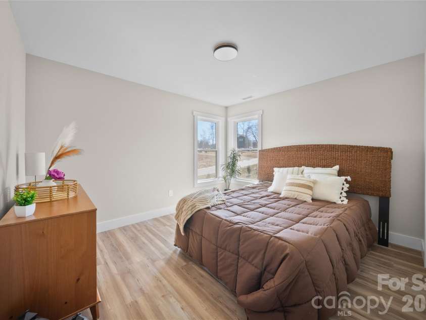 78 Scott Meadows Drive, Asheville, NC 28806.  MLS# CAR4344586, YatesRealty ID 7271. 