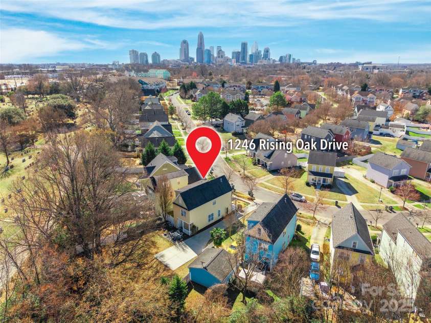 1246 Rising Oak Drive, Charlotte, NC 28206.  MLS# CAR4228735, YatesRealty ID 7272. 