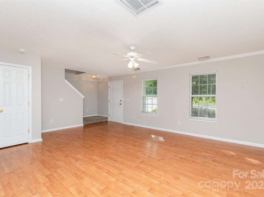 9419 Isaac Hunter Drive, Charlotte, NC 28214.  MLS# CAR4246457, YatesRealty ID 7273. 