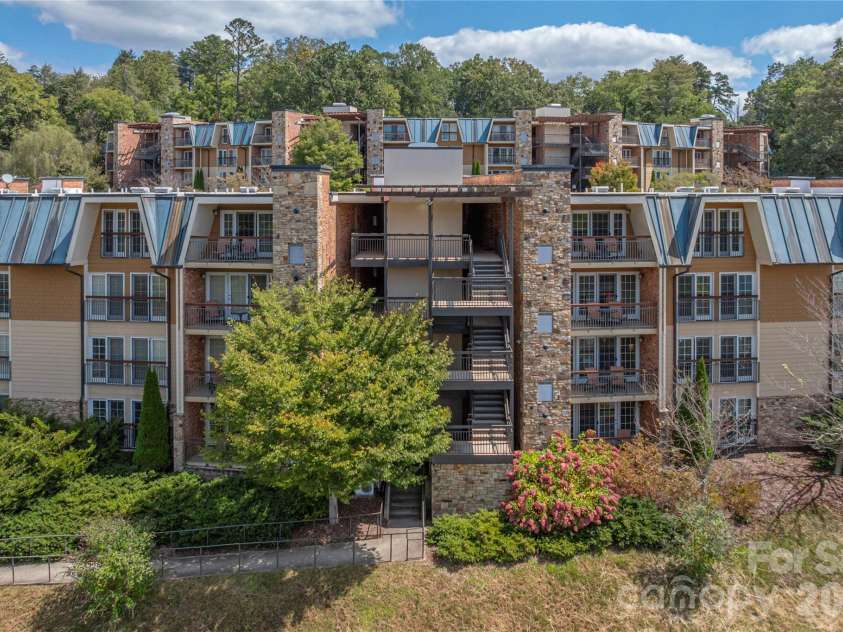 114 Bowling Park Road, Asheville, NC 28803.  MLS# CAR4302722, YatesRealty ID 7274. 
