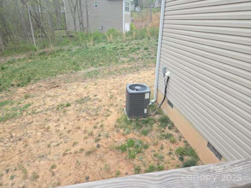 149 Kodak Drive, Statesville, NC 28625.  MLS# CAR4248073, YatesRealty ID 7275. 