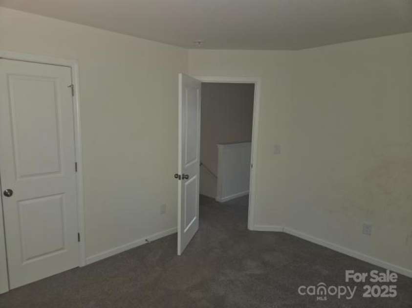 149 Kodak Drive, Statesville, NC 28625.  MLS# CAR4248073, YatesRealty ID 7275. 