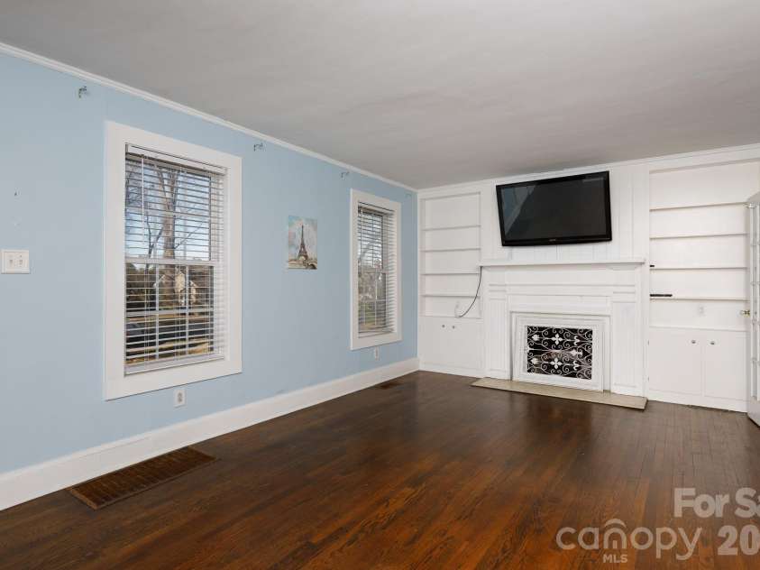 718 Milton Avenue, Rock Hill, SC 29730.  MLS# CAR4338341, YatesRealty ID 7275. 