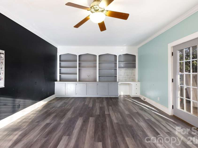 718 Milton Avenue, Rock Hill, SC 29730.  MLS# CAR4338341, YatesRealty ID 7275. 