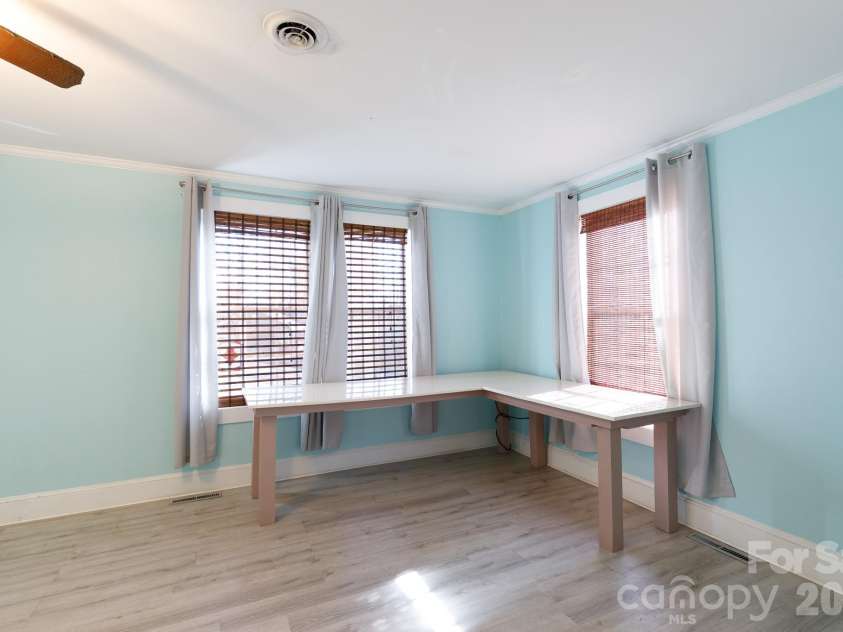 718 Milton Avenue, Rock Hill, SC 29730.  MLS# CAR4338341, YatesRealty ID 7275. 