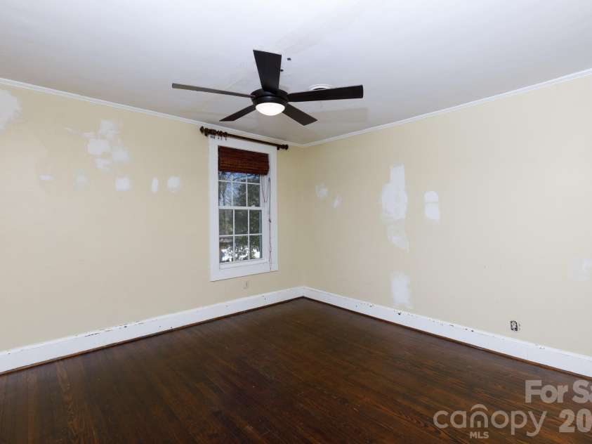 718 Milton Avenue, Rock Hill, SC 29730.  MLS# CAR4338341, YatesRealty ID 7275. 