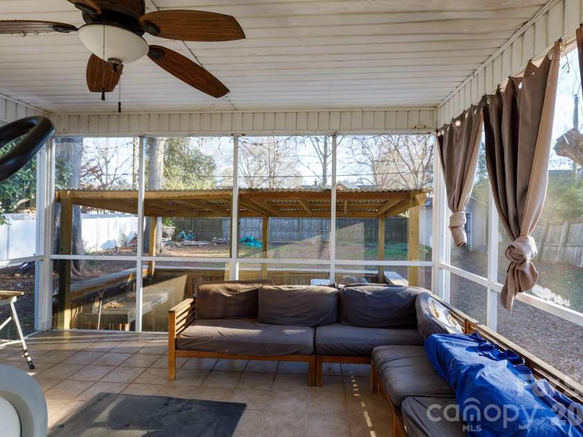 718 Milton Avenue, Rock Hill, SC 29730.  MLS# CAR4338341, YatesRealty ID 7275. 