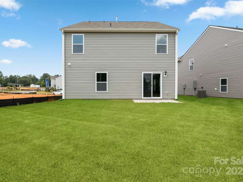 1020 20th Avenue Way, Hickory, NC 28602.  MLS# CAR4215784, YatesRealty ID 7276. 