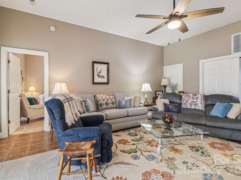 27 Wateree Key Court, Winnsboro, SC 29180.  MLS# CAR4350046, YatesRealty ID 7278. 