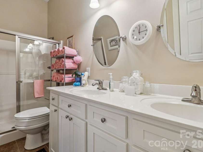 27 Wateree Key Court, Winnsboro, SC 29180.  MLS# CAR4350046, YatesRealty ID 7278. 