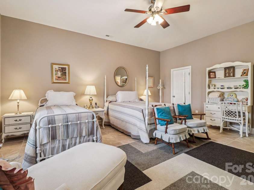 27 Wateree Key Court, Winnsboro, SC 29180.  MLS# CAR4350046, YatesRealty ID 7278. 