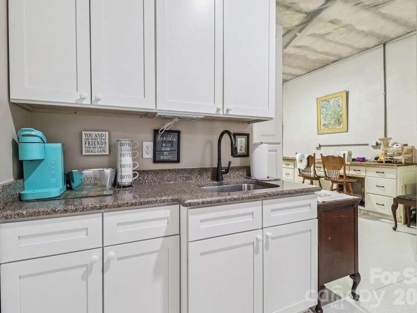 27 Wateree Key Court, Winnsboro, SC 29180.  MLS# CAR4350046, YatesRealty ID 7278. 