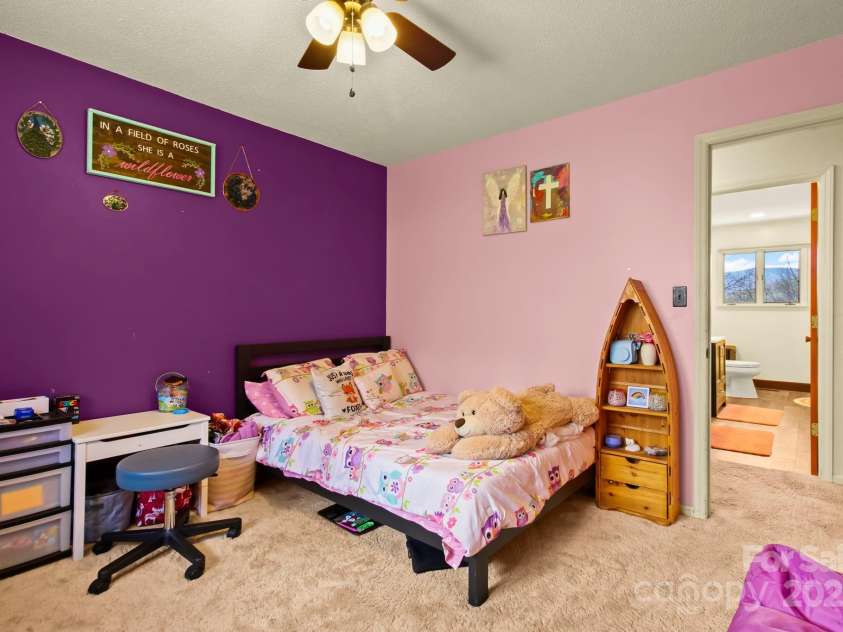 675 Rodgers Road, Newland, NC 28657.  MLS# CAR4247976, YatesRealty ID 7278. 