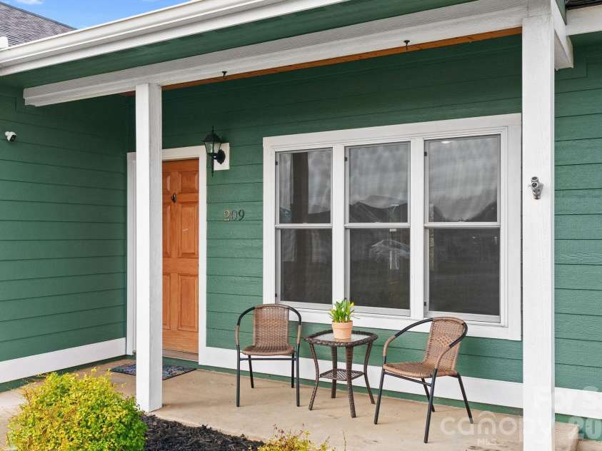 209 Breton Ridge Road, Leicester, NC 28748.  MLS# CAR4355634, YatesRealty ID 7279. 